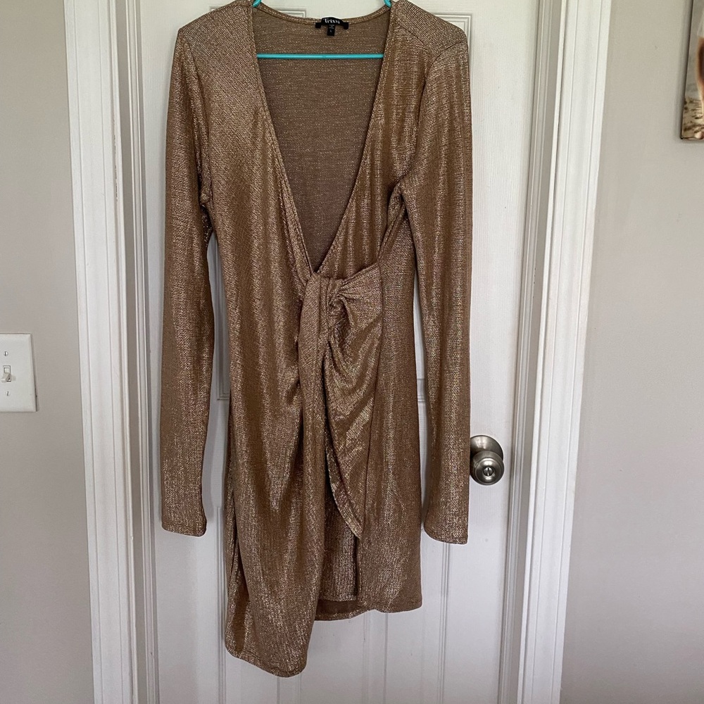 Fun sparkly short dress!